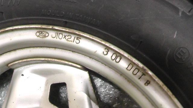 タイヤ・ホイール ? ライブディオZX中期 AF35 の ホイールセット タイヤ付