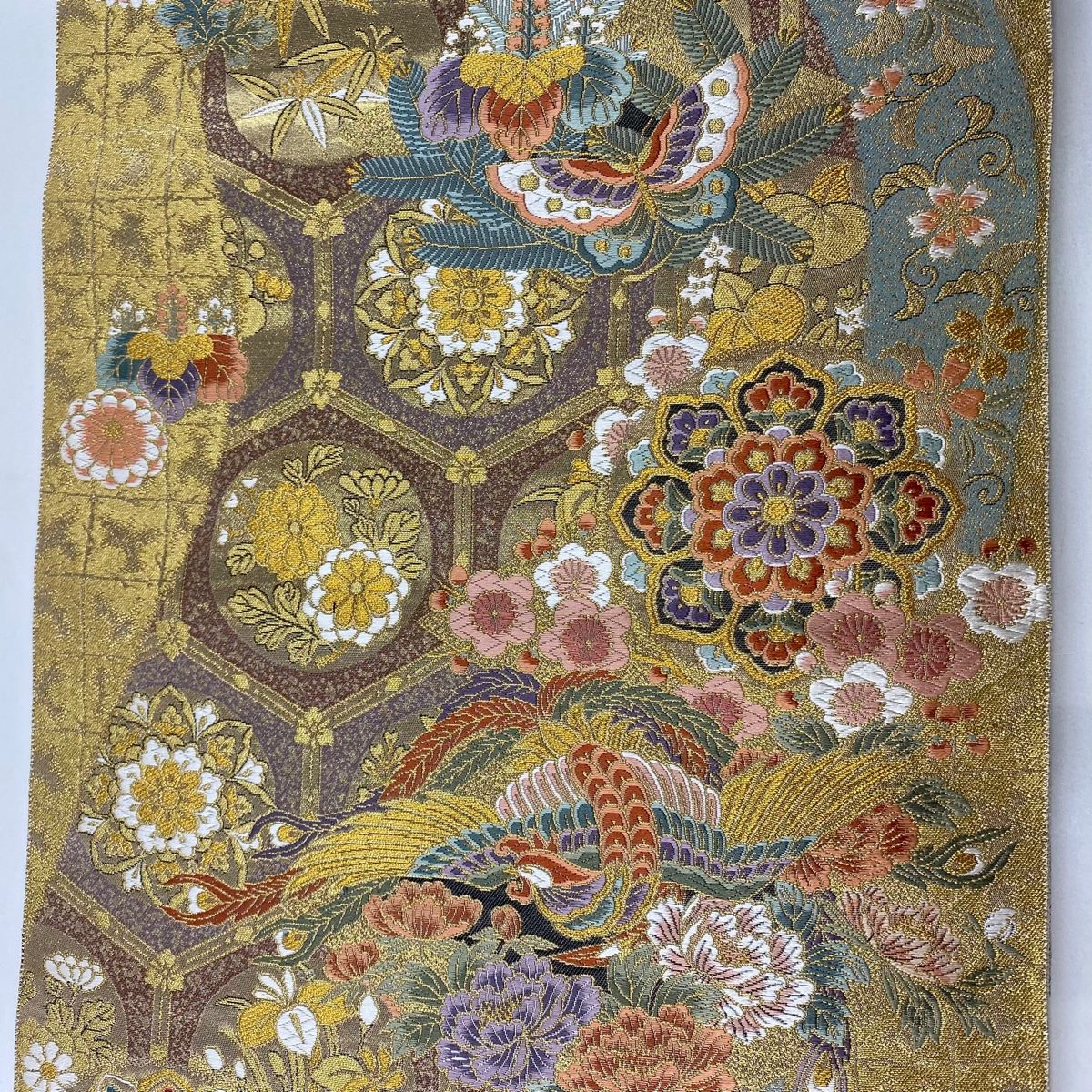 袋帯 秀品 関西仕立て 亀甲鳳凰華文 本金箔 金色 六通 正絹 【中古
