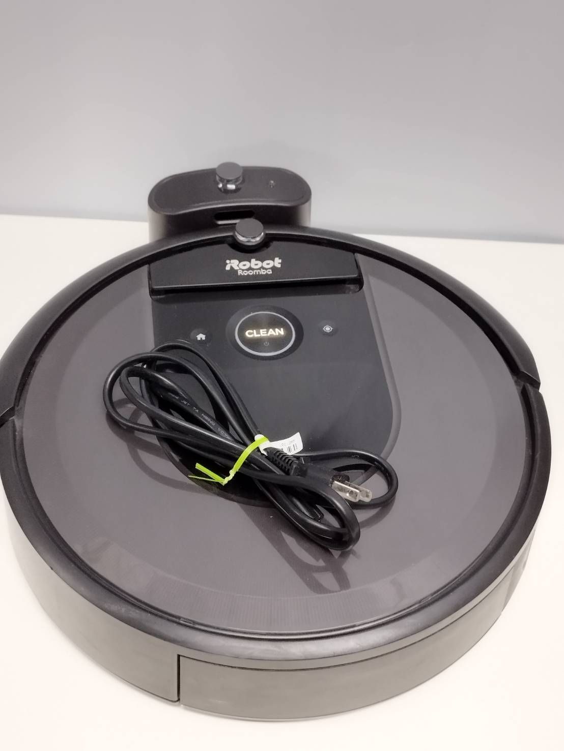 国内正規品】 ロボット掃除機 「ルンバ」 i7 ダークグレー i715060