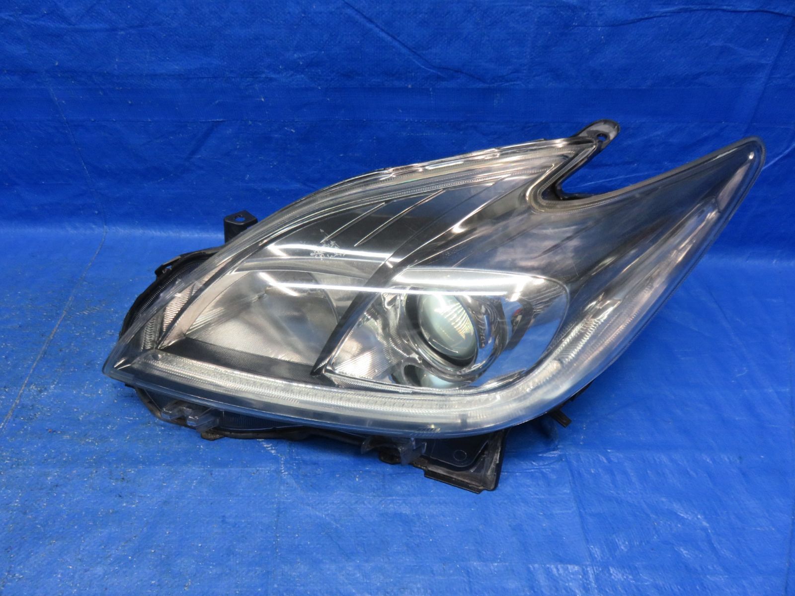 LA6450 点灯OK プリウス ZVW30 後期 ヘッドライト HID ヘッドランプ 左右セット 純正 KOITO 47-52 打刻モ