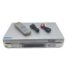 Panasonic S-VHSビデオデッキNV-SV100 パナソニックビデオデッキNV-SV100