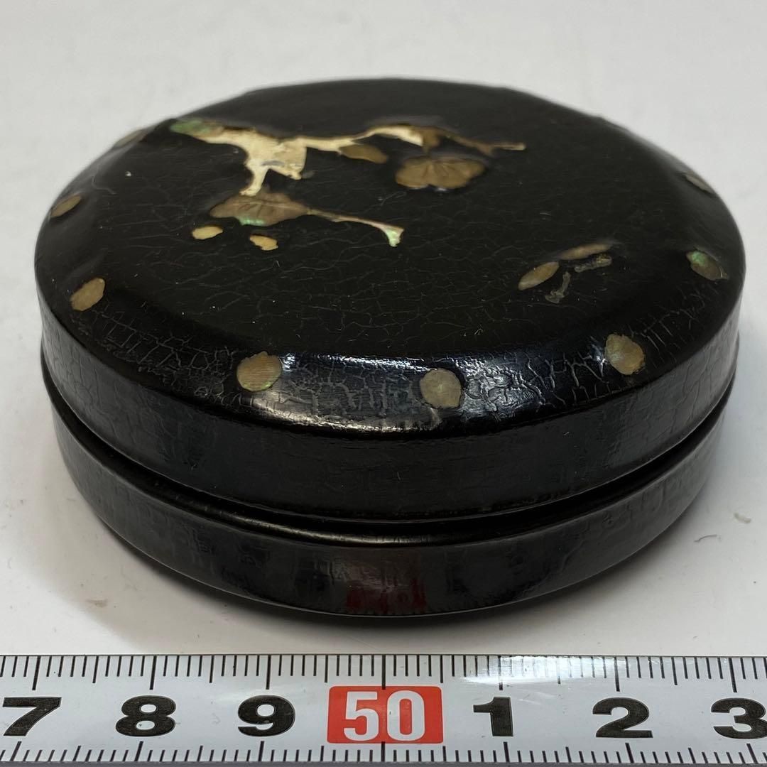 茶3 時代 青貝梅 香合 直径6.8cm 東H6-0419