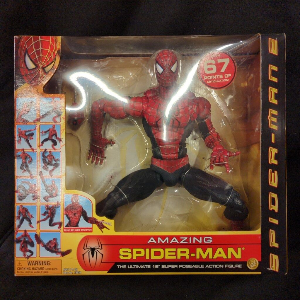 TOYBIZ THE ULTIMATE 18
