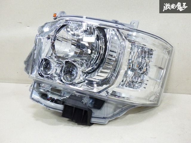 【極上品！！】 トヨタ純正 200系 ハイエース 後期 7型 LED ヘッドライト ランプ レンズ 刻印 84 左 助手席側 KOITO 26-137 棚