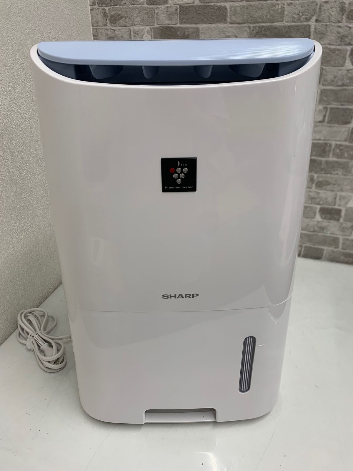 SHARP シャープ プラズマクラスター 衣類乾燥除湿機 CV-F71-W 2019年製 