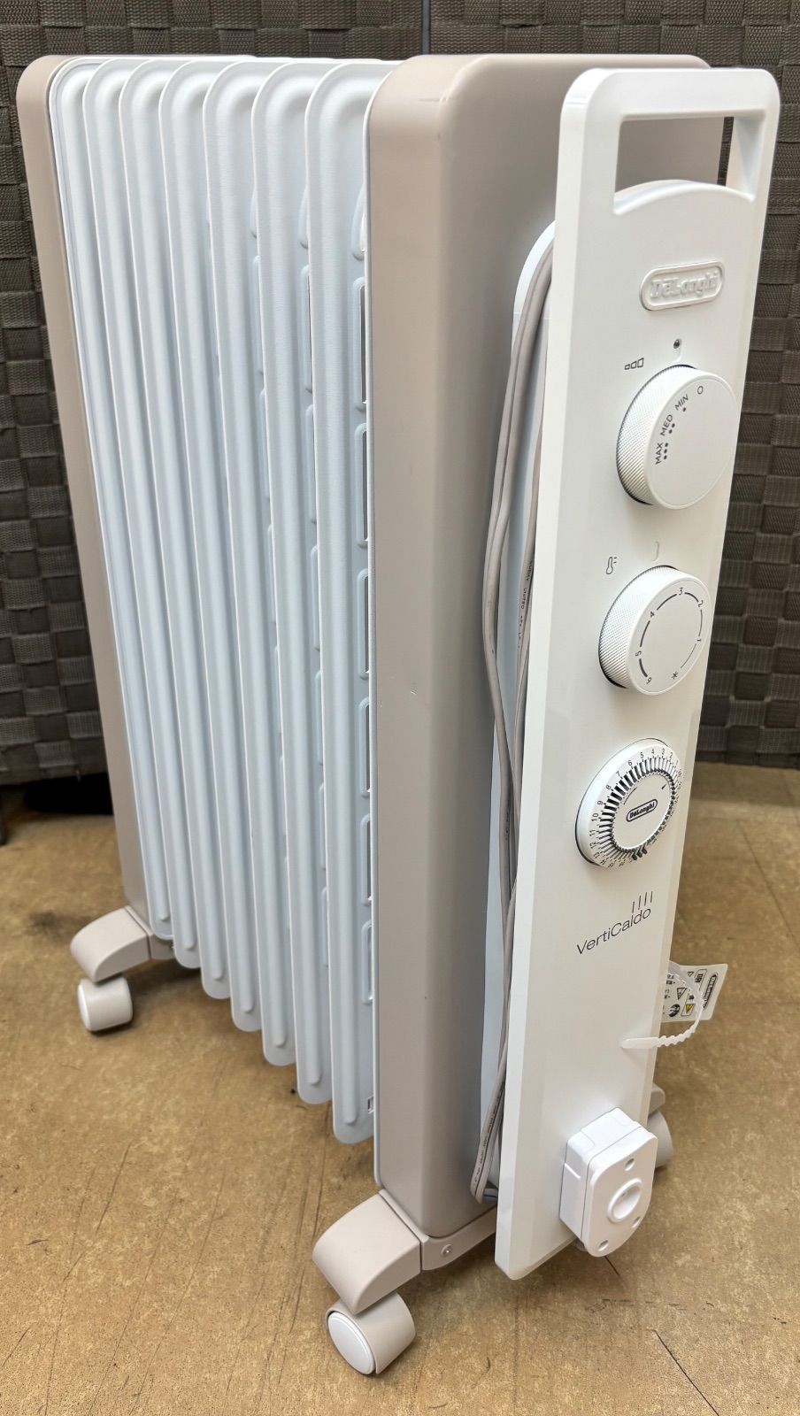 ◆De’Longhi オイルヒーター ヴェルティカルド RHJ21F0812-WH