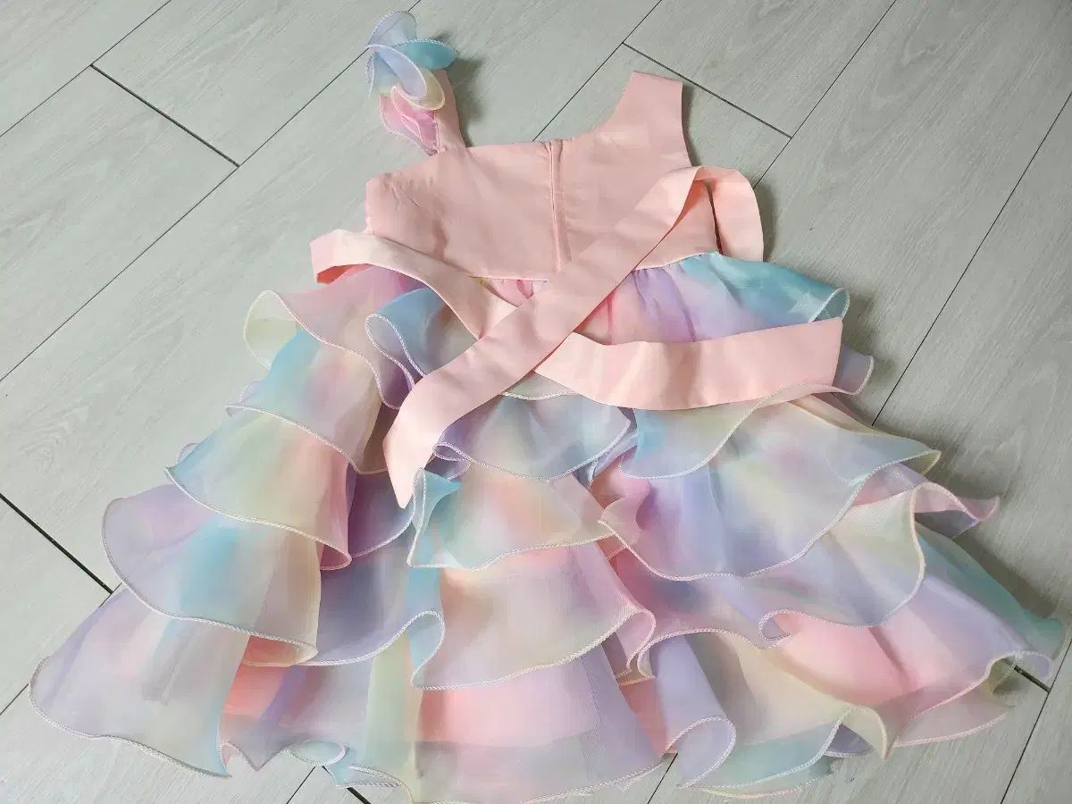 プティマイン　130cm セレモニードレス　卒園　入学 petit main 女の子 ドレス 130 petit main 女の子 ドレス 130