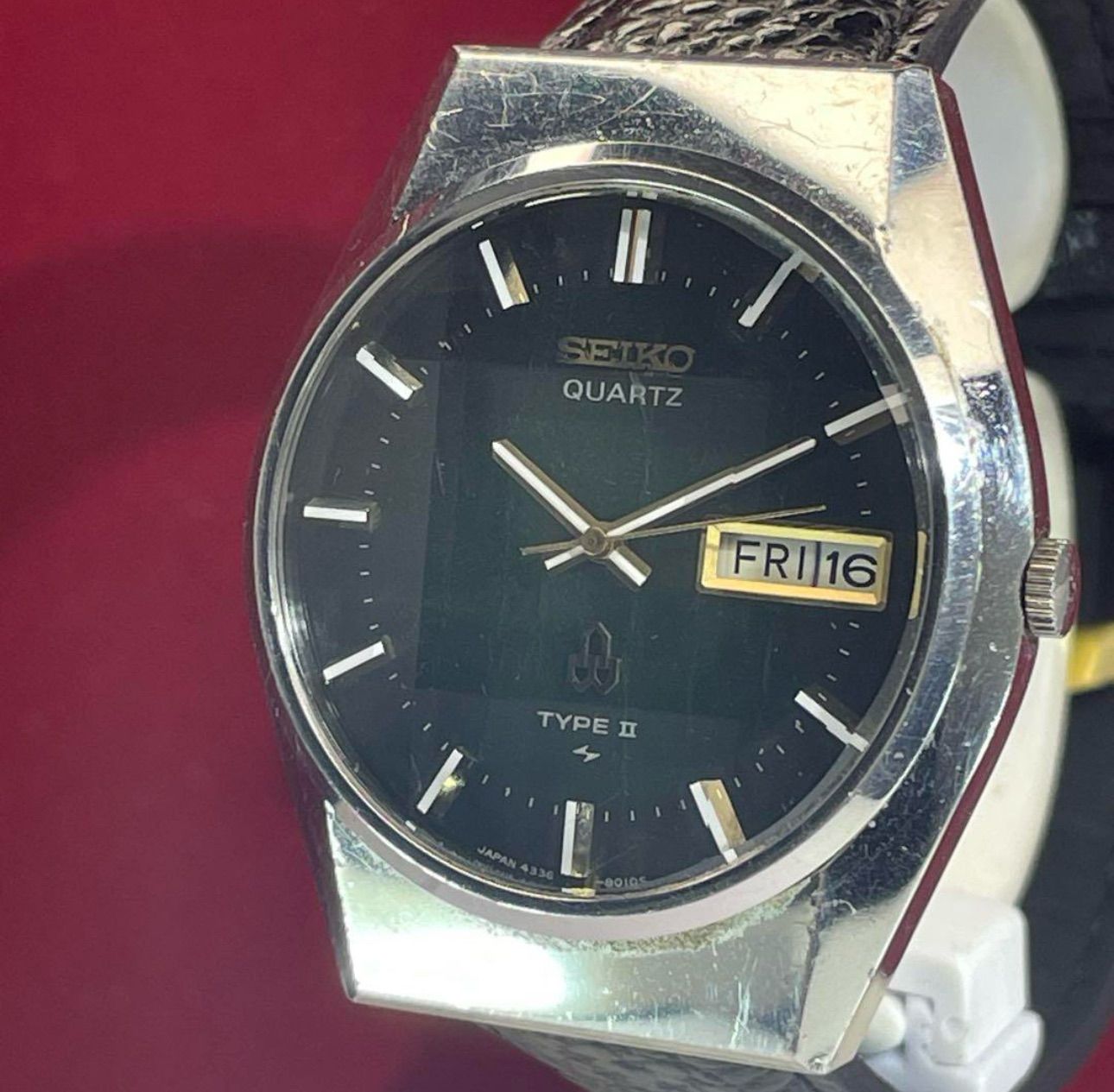 【稀少 槌目ベゼル】 70s SEIKO クォーツ 電池交換済 日本製 腕時計 美品 70s SEIKO TYPE Ⅱ クォーツ 電池交換済 日本製 腕時計