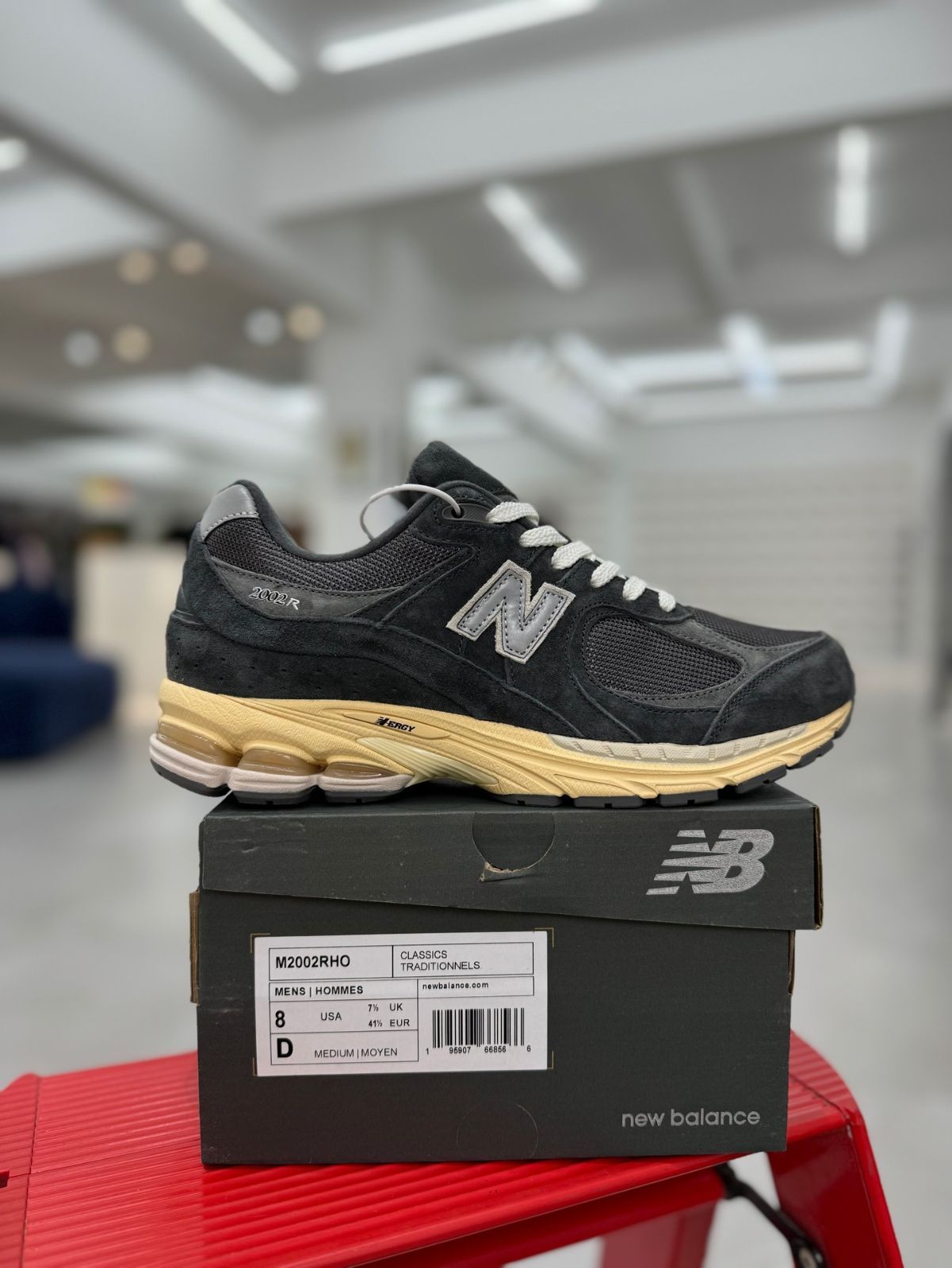 すてぃんく【新品未使用】New Balance 2002r スニーカー 新品未使用 New Balance ニューバランス 2002R スニーカー