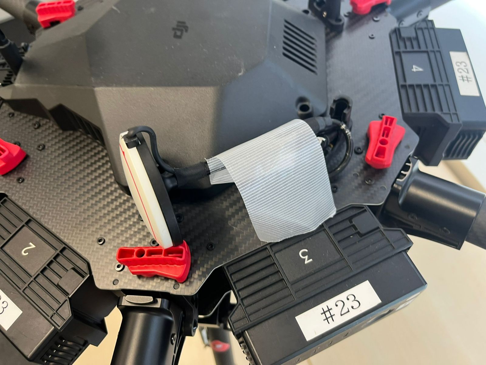 DJI