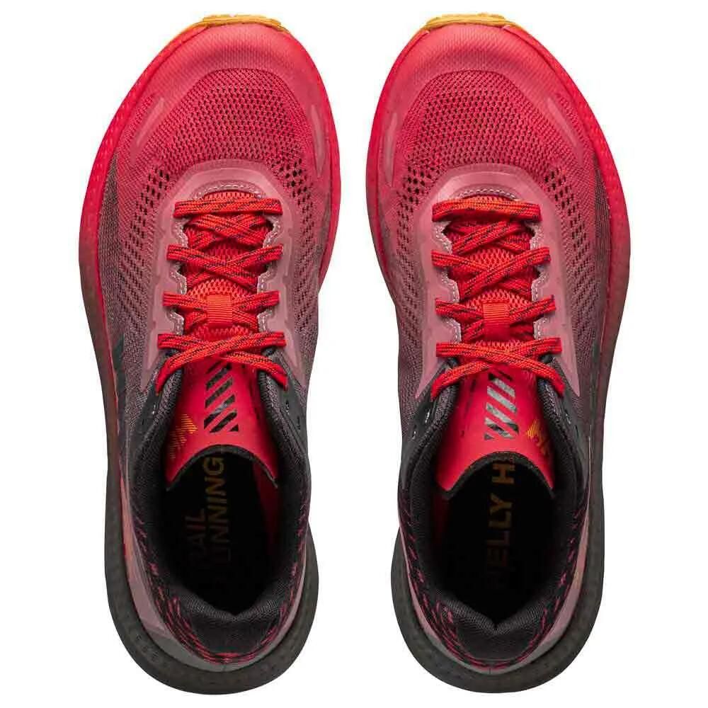 trainers t