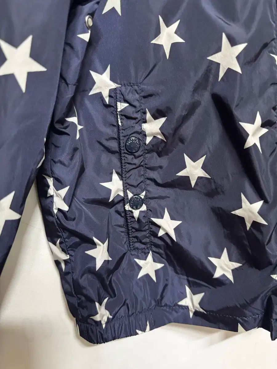 10Y MONCLER