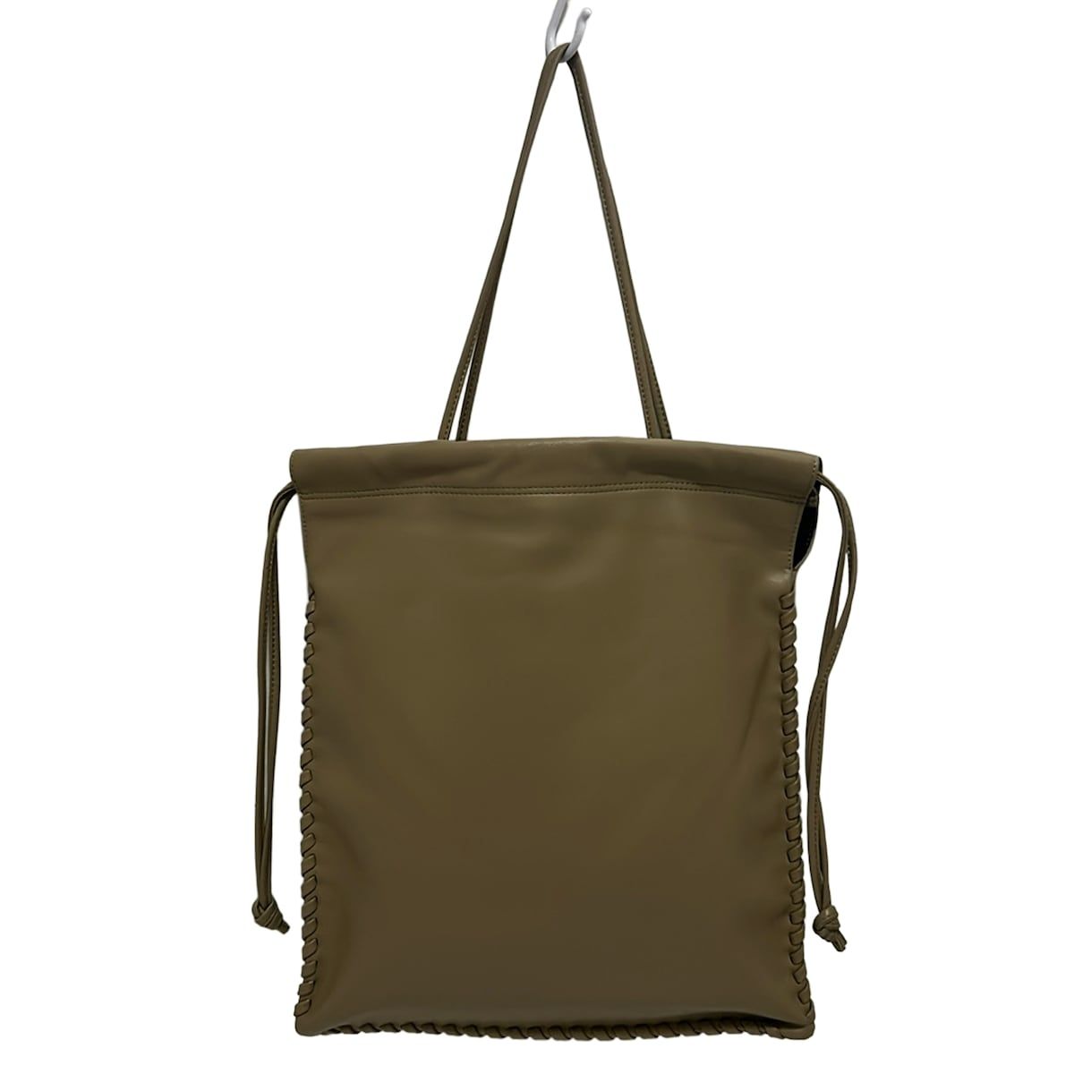 VASIC(ヴァジック) トートバッグ - ベージュ 巾着型 レザー