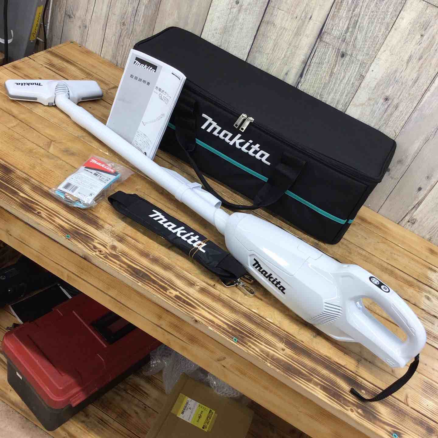■マキタ 10.8V充電式 クリーナー CL107FDZW 白 新品 (ワンタッチスイッチ・紙パック式)★コードレスクリーナー掃除機 新品 マキタ 充電式クリーナ CL107FDZW 本体のみ + サイクロン A-67169