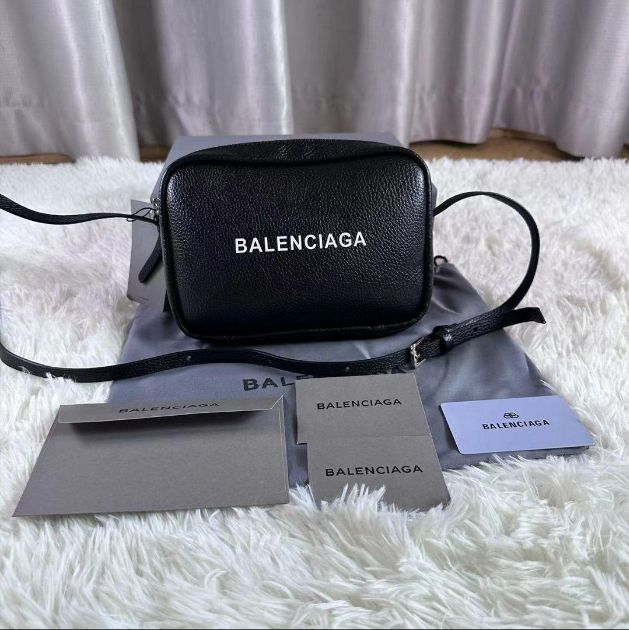 箱付✨バレンシアガ ショルダーバッグ カメラバッグ エブリデイ 斜め  