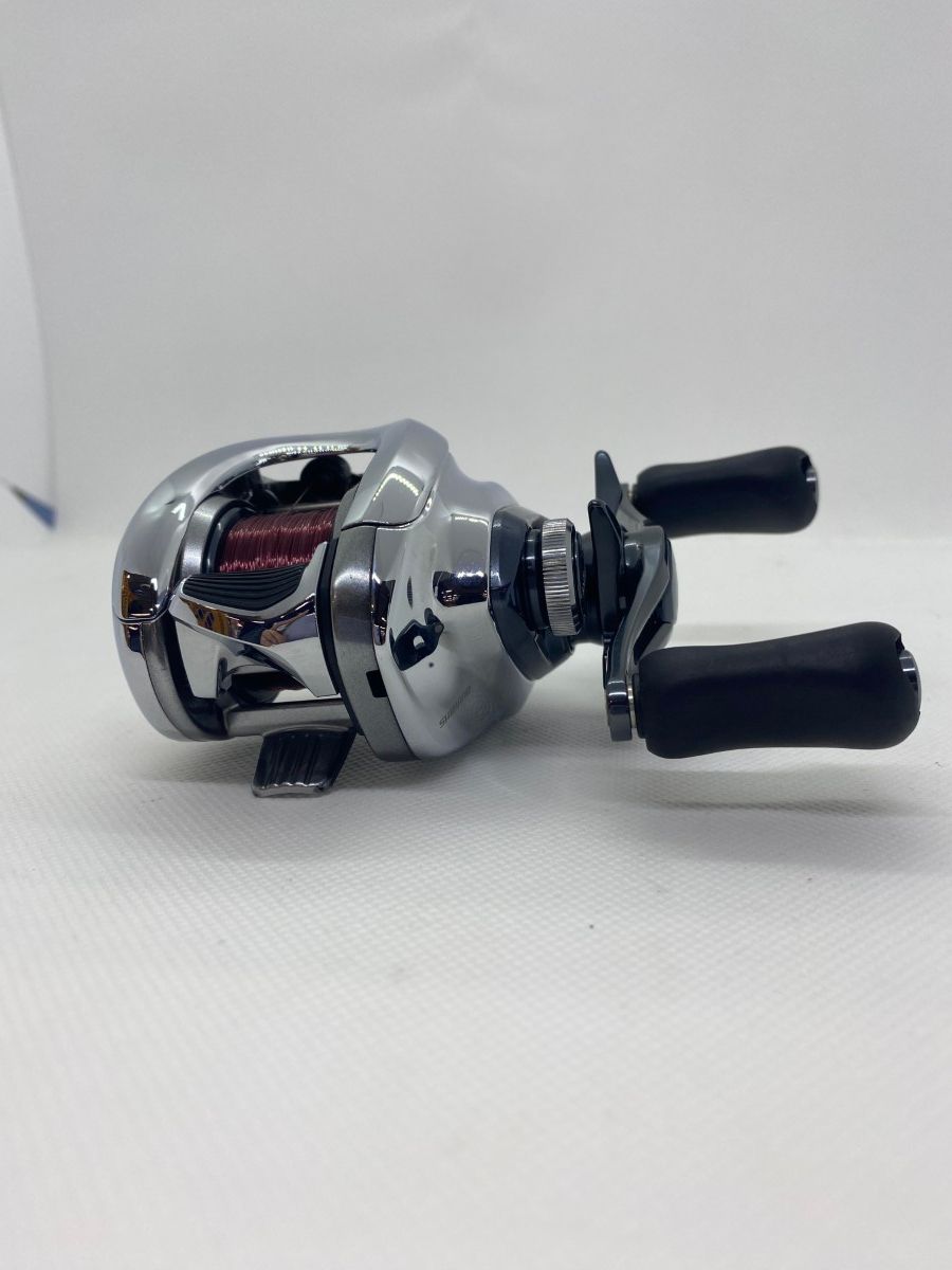 SHIMANO - ΨΨSHIMANO シマノ  ベイトリール　19アンタレス右　本体のみ 03982 ΨΨ SHIMANO シマノ ベイトリール 19アンタレス右 本体のみ 03982