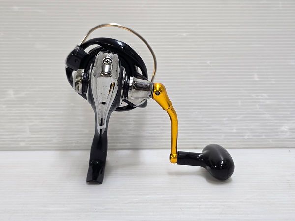 フィッシング 【品】 ダイワ Daiwa スピニングリール 15 レブロス