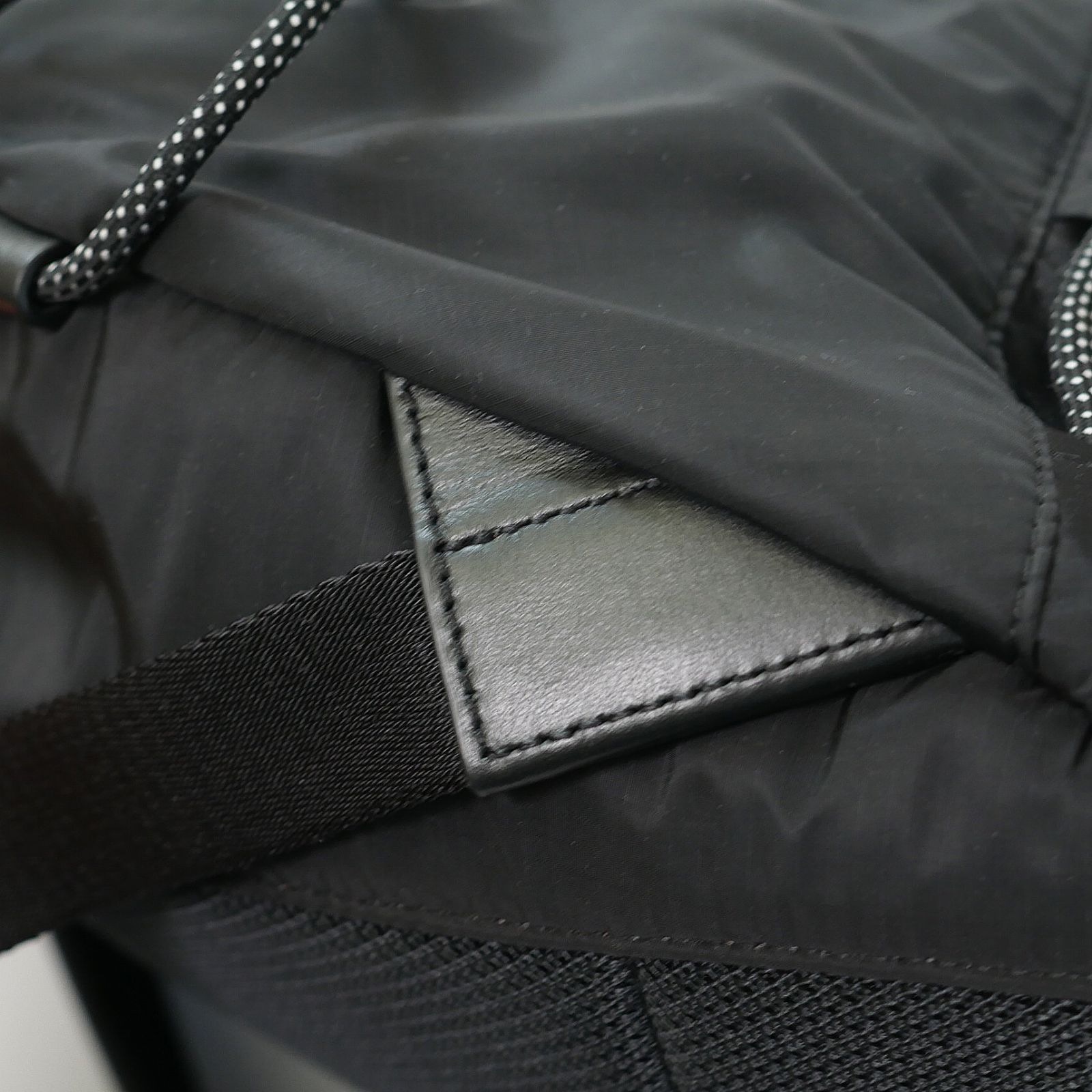 dr431 モンクレール　ワッペン付き　マカイオ　バックパック dr431○MONCLERモンクレール○ワッペン付き○貴重な「MAKAIO
