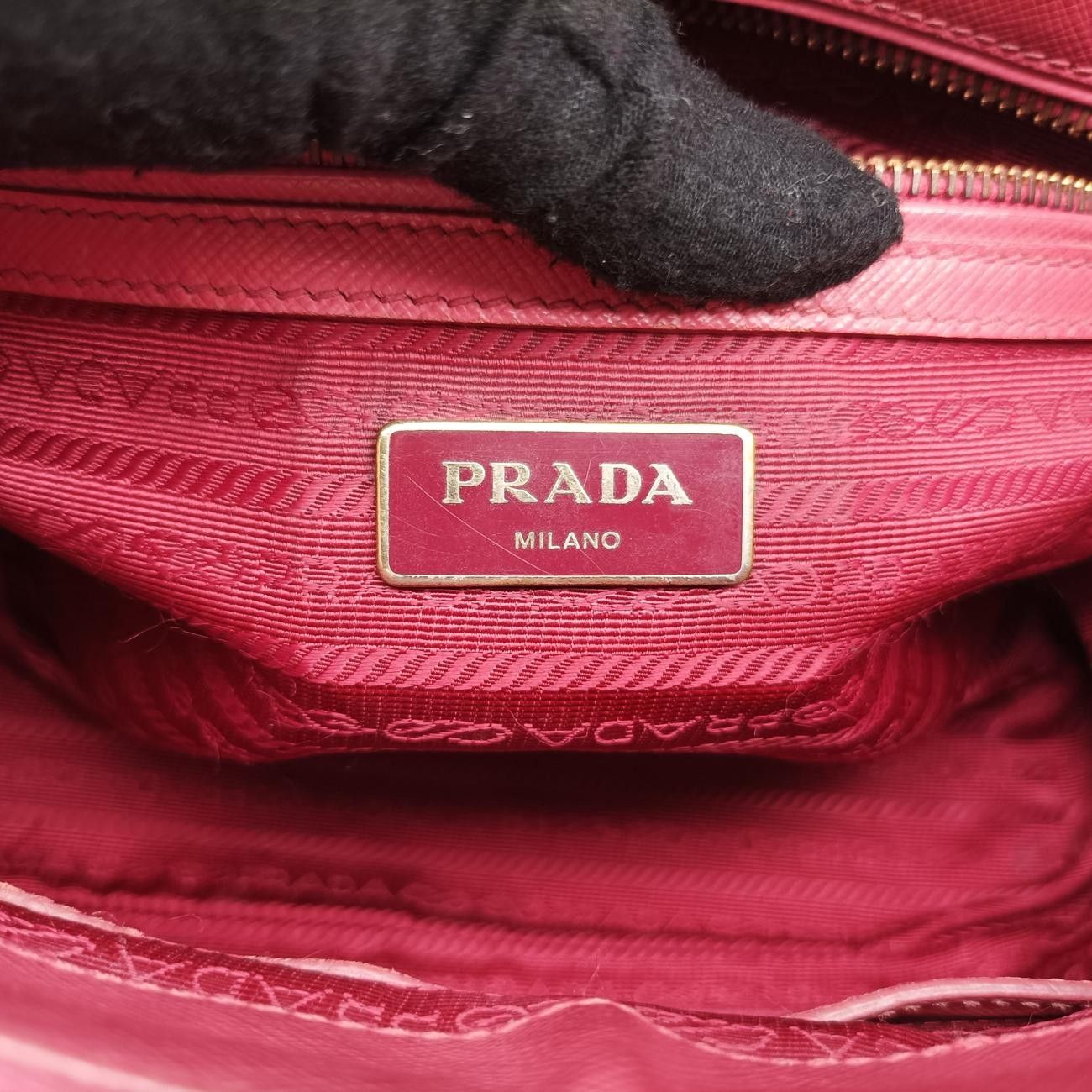 プラダPradaガレリアレッドサフィアーノレザーBN2316239|B