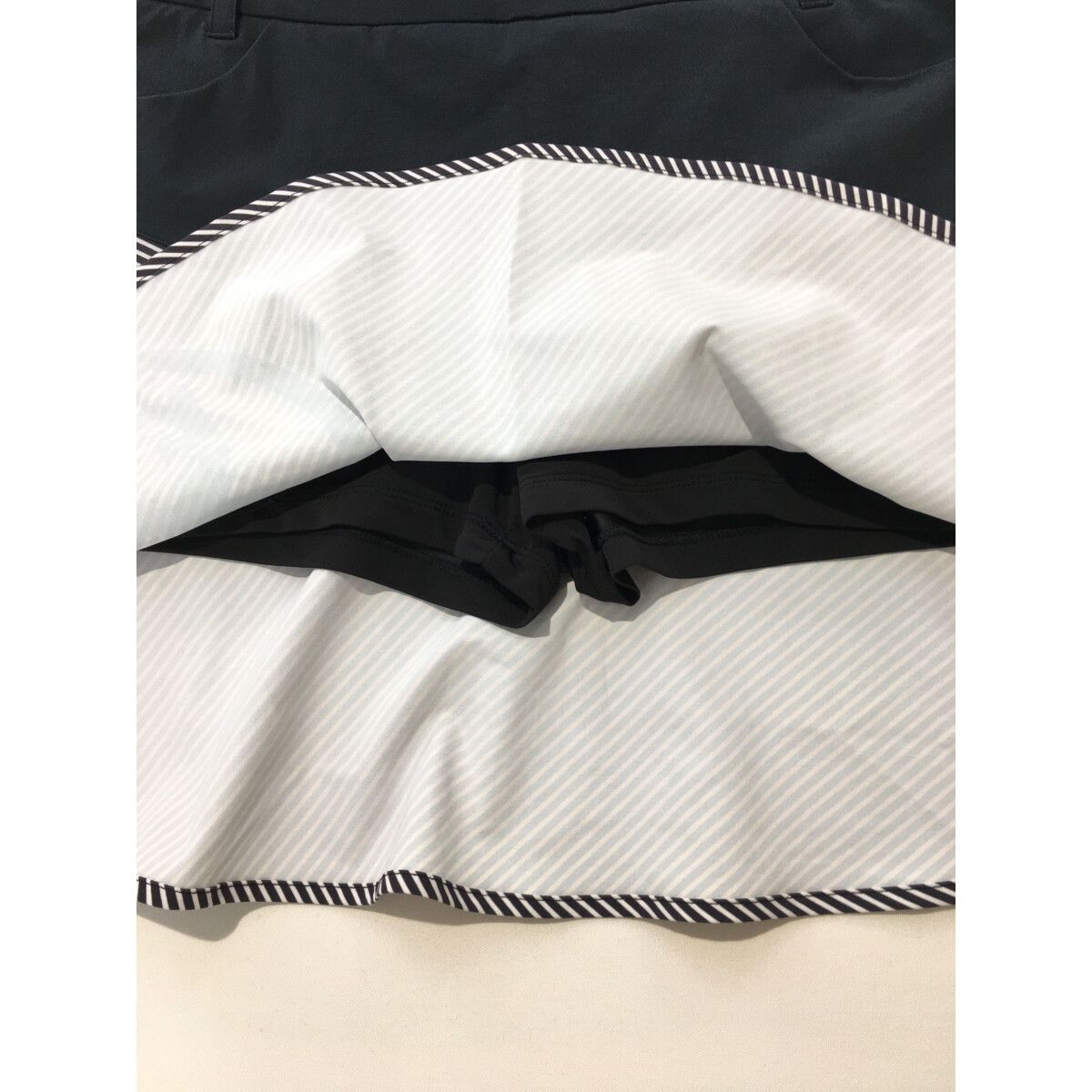 coco 中古 ジーフォア G/FORE レディース スカート 38(M) 黒×白 ブラック 一体型インナーパンツ付き 中古 レディース ジーフォア G/FORE スカート 38(M) 黒×白