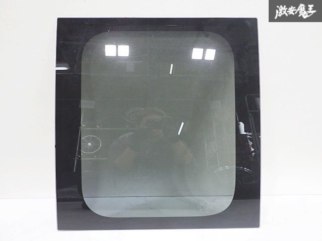 ☆新車外し☆ トヨタ 純正 200系 ハイエース スーパーロング リア リヤ