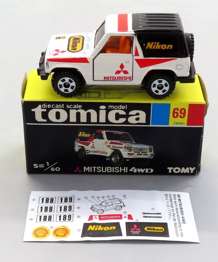 ミニカー 1|60 三菱 パジェロ 4WD ホワイト×ブラック×レッド|黒箱| トミカ No.69