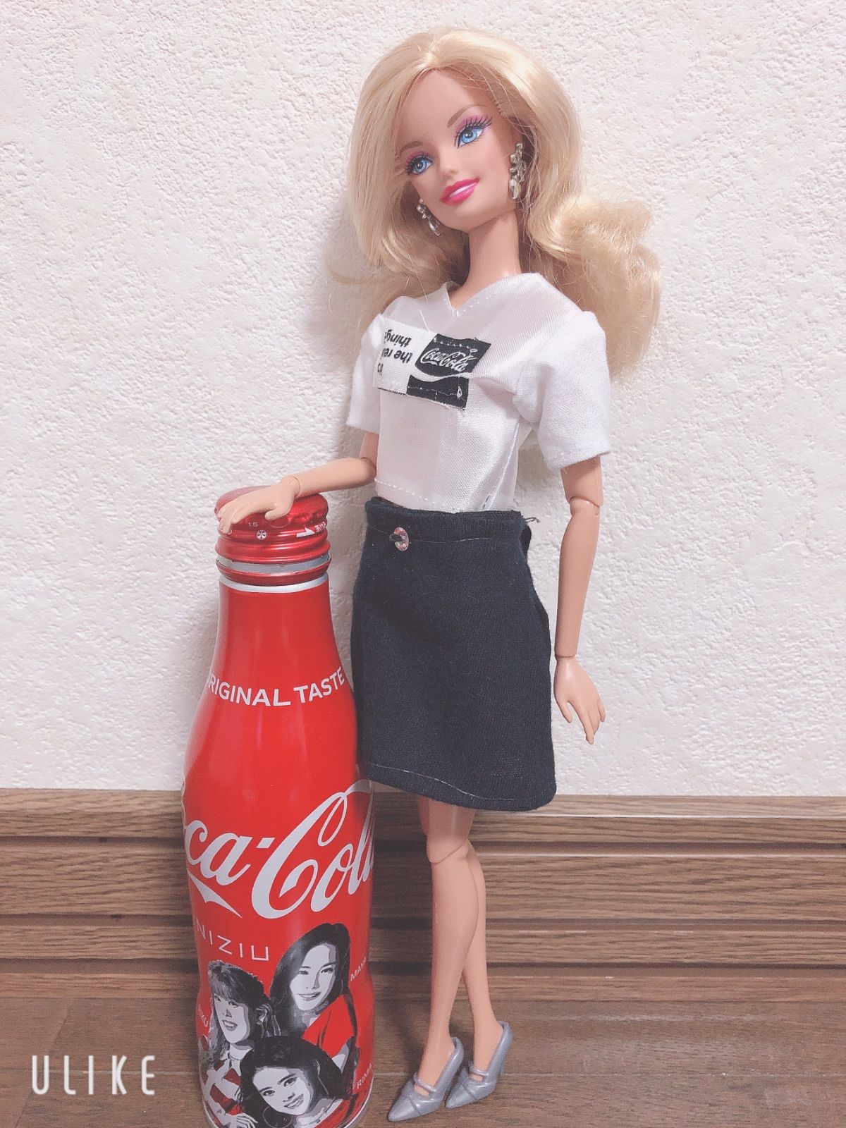 バービー　Barbie コカコーラ  ウウェイトレス