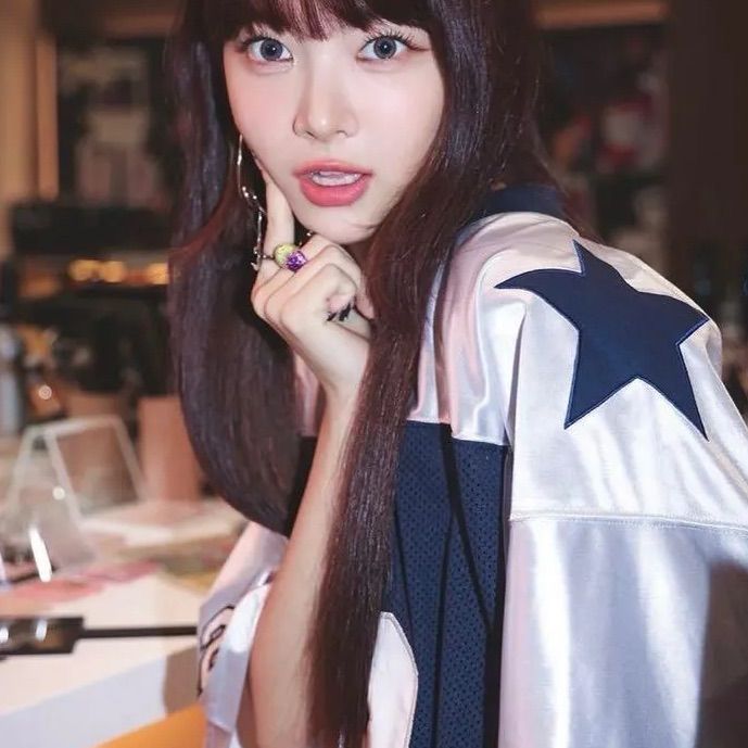 ルセラフィム 中国 上海 countingstars ウンチェ 当選者限定 ユニフォームTシャツ ウンチェ着用 ナンバーユニフォーム