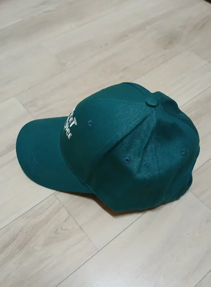 グッチ　帽子　ユニセックス NEW GUCCI GG Monogram Denim Leather Trim Bucket Hat Size M
