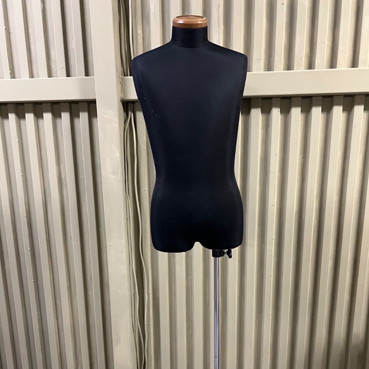 マネキントルソー男性ディスプレイアパレル店舗