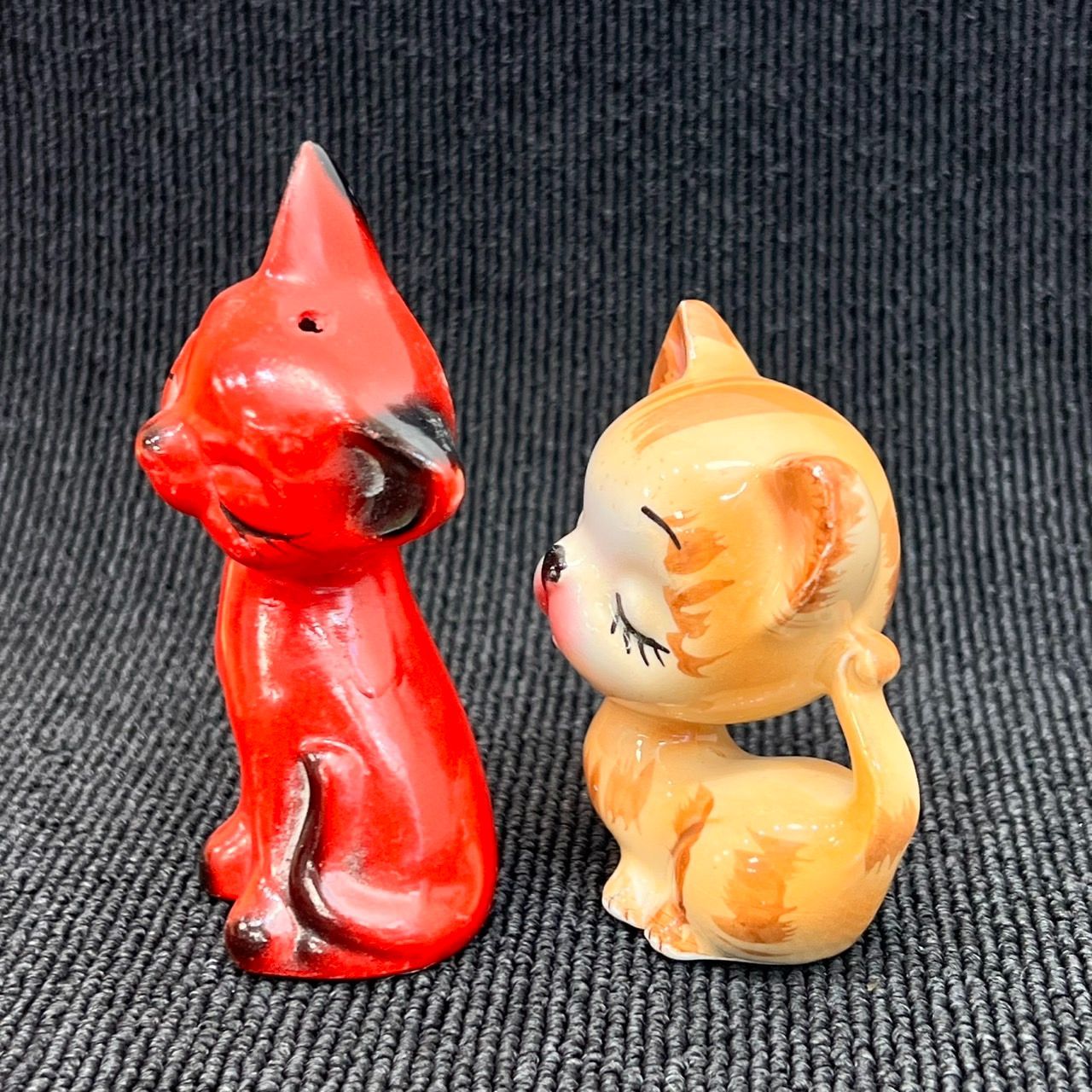 昭和レトロ アンティーク 陶器 フィギュリン ヴィンテージ 猫の置き物 
