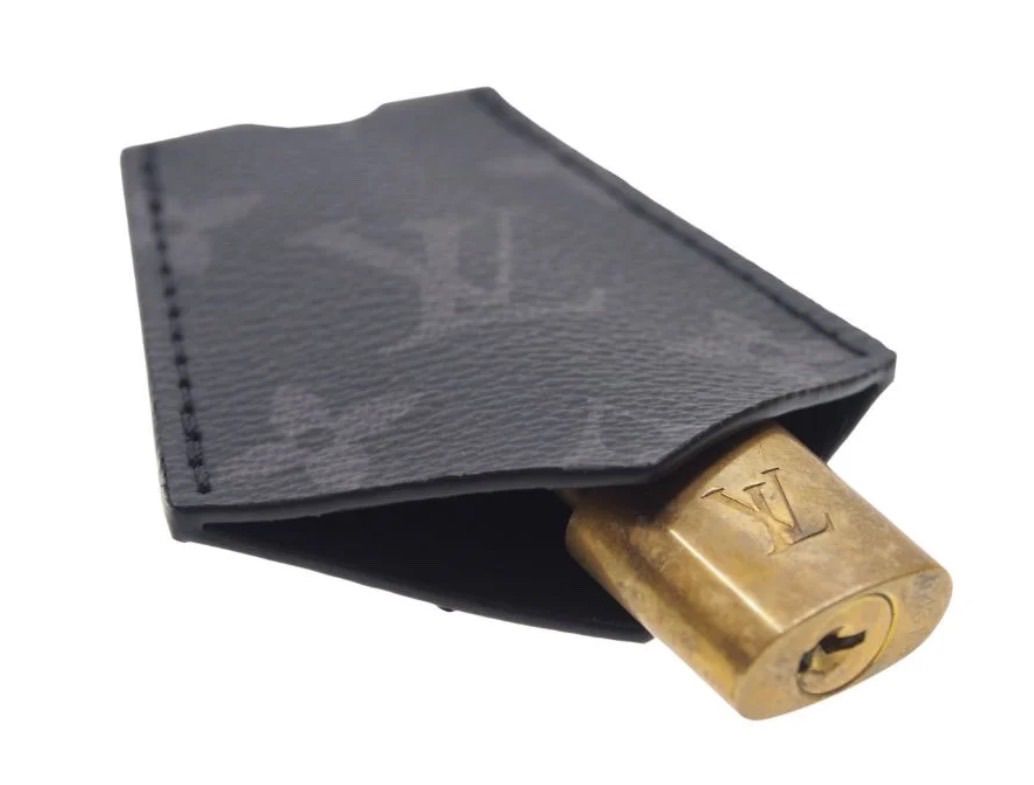 ルイ ヴィトン ホライゾンケーブルケース ブラック モノグラム・エクリプス LOUIS VUITTON ルイ ヴィトン ホライゾンケーブルケース