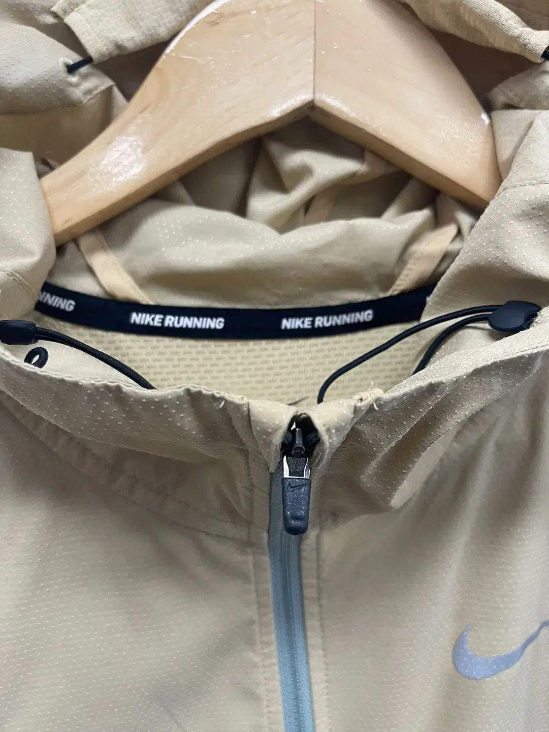 Nike カラーブロックウィンドブレーカー 0001224270set_r1_05.jpg