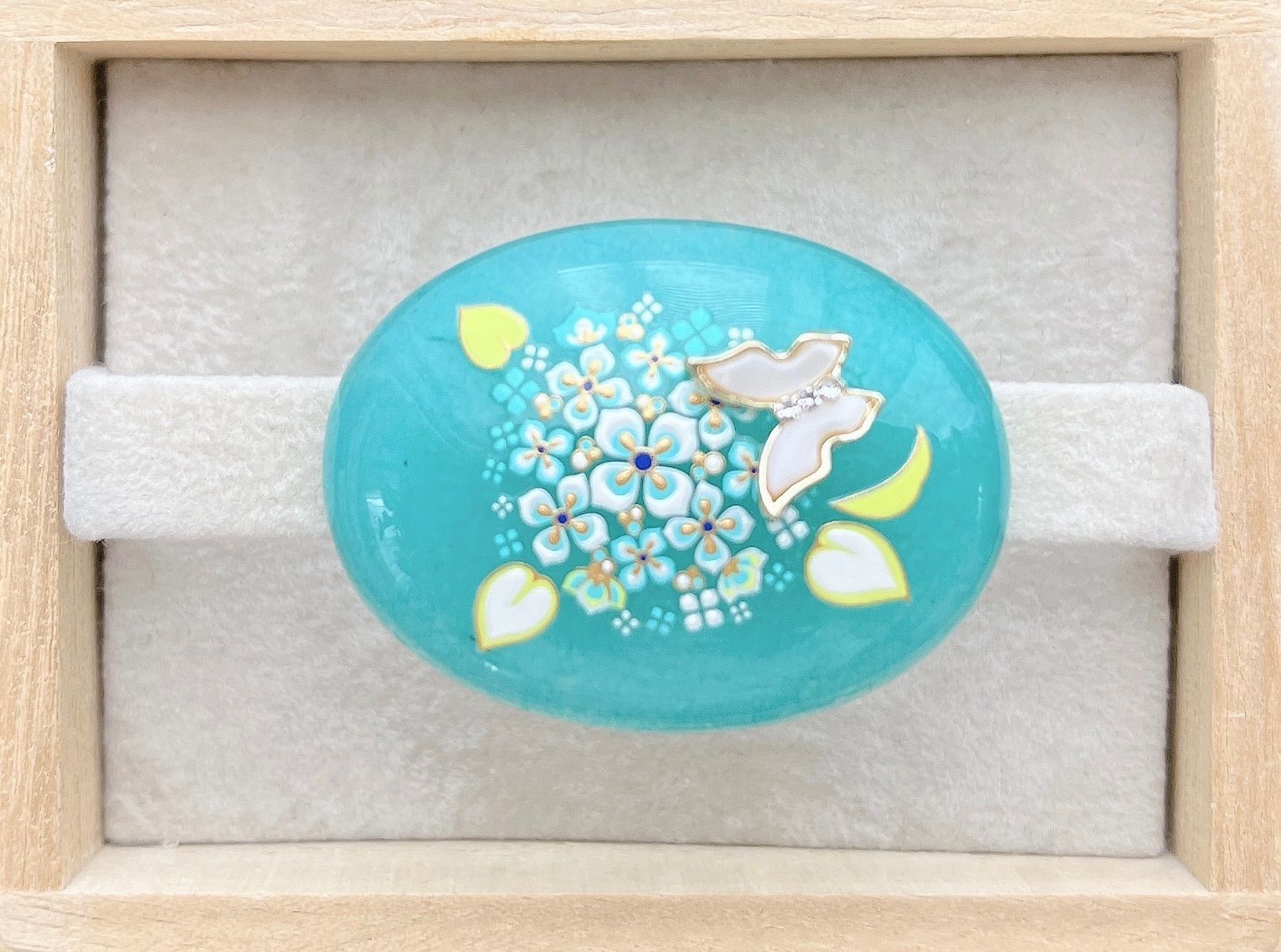 ☆〜天然石 ティファニーブルーアマゾナイト 紫陽花 帯留め 40×30 
