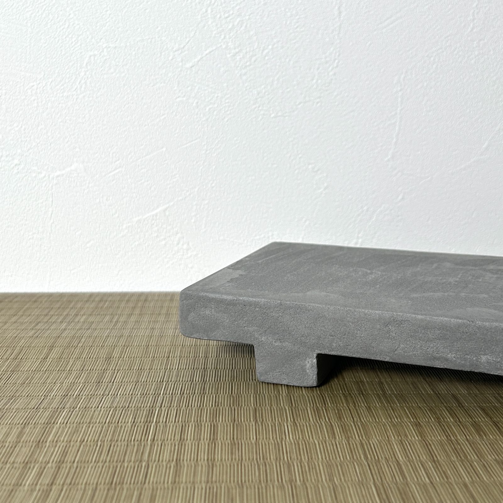 モールテックス ディスプレイ台 25cm角 グレージュ｜コンクリート 展示