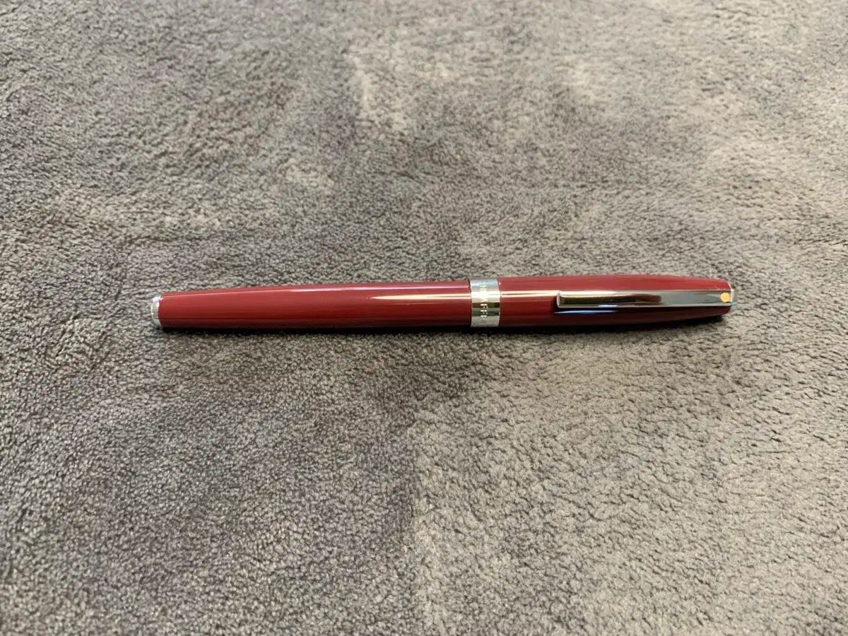 シェーファー サガリス バーガンディ 万年筆 F