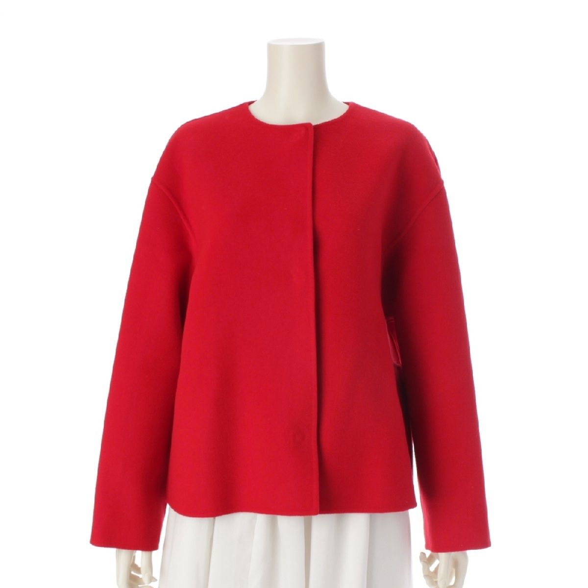 ADORE - アドーア ソリッドウール リバージャケット ノーカラー プリーツ アウター 531-3250902 レッド 38【中古】 アドーア ソリッドウール リバージャケット ノーカラー プリーツ
