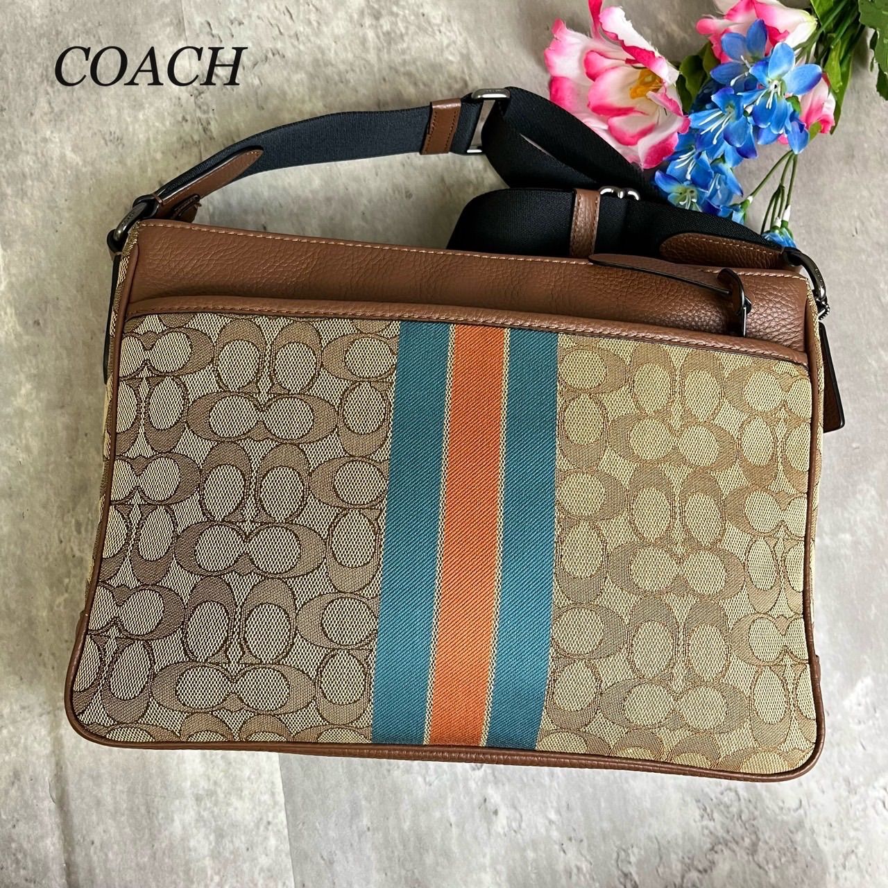 ✨美品✨ COACH コーチ ボディーバッグ メッセンジャーバッグ 