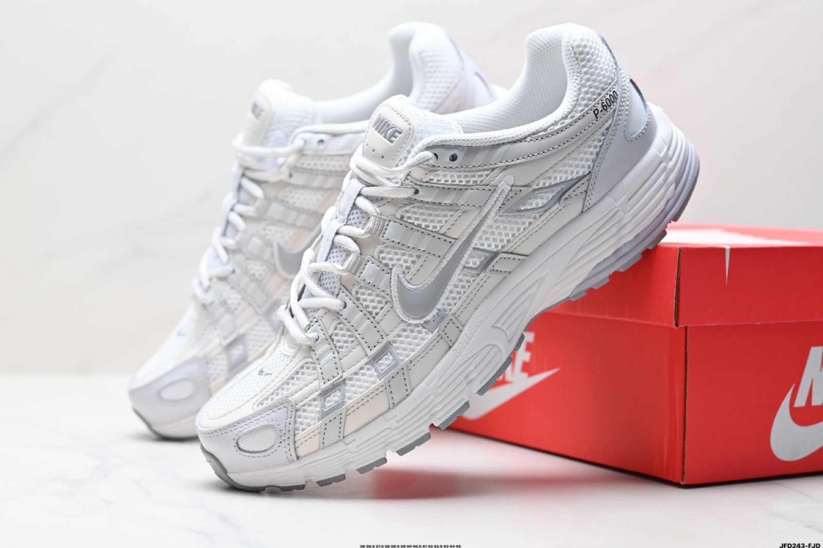 NIKE ☆ INITIATOR CN クラシック ランニングシューズ 今日特価】Nike Initiator Running スーパー人気復古ダッド