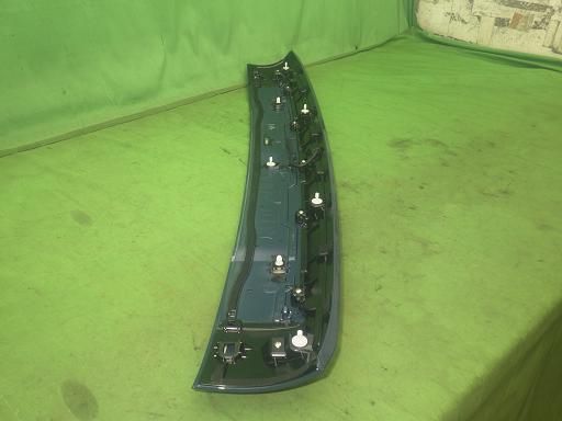 リアスポイラー