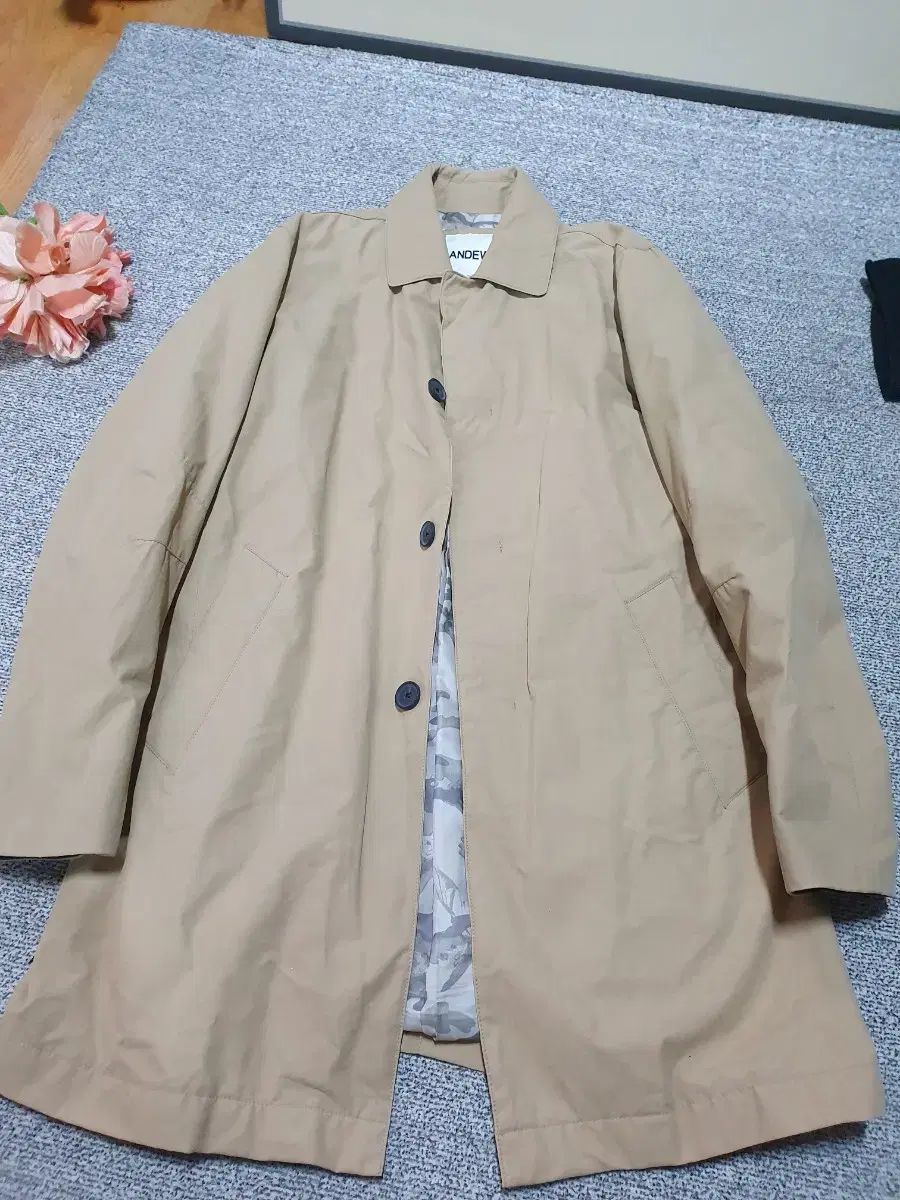 ANDEW 正規品 スプリングコート/ 100 サイズ 親切な人 正解みたいだね、写真 私が見るもの