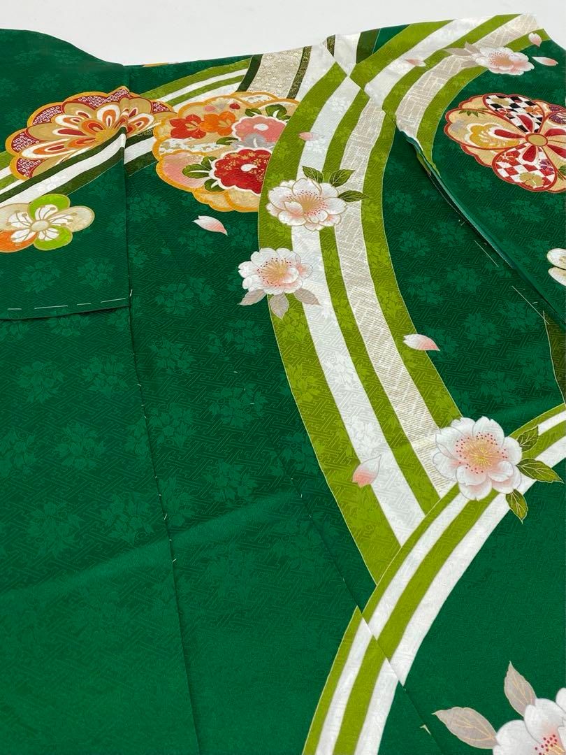 振袖 仮絵羽 刺繍 金彩 紋意匠 牡丹 正絹 未仕立て品 八掛付き - メルカリ