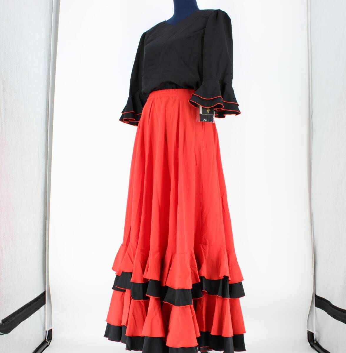 新品 フラメンコ衣装】上下セット ファルダ トップス スカート