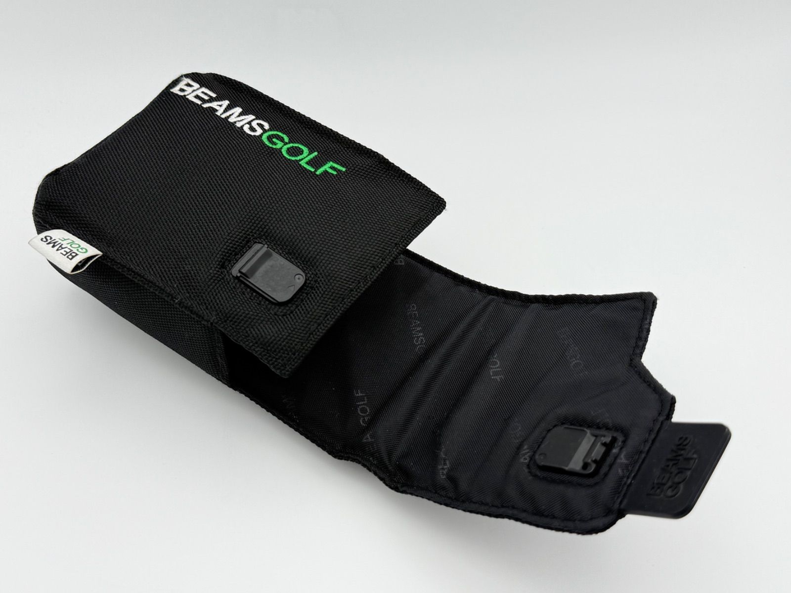 【美品】BEAMS GOLF ビームスゴルフ ポーチ 蛍光グリーン カラビナ付き BEAMS GOLF（ビームス ゴルフ）PEANUTS チャーリー・ブラウン ポーチ