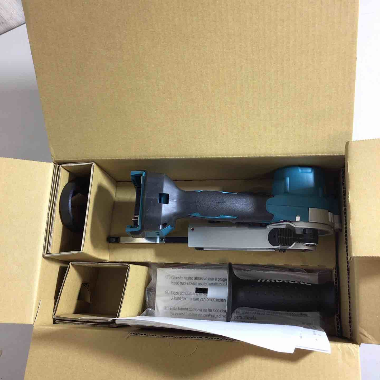 マキタ makita