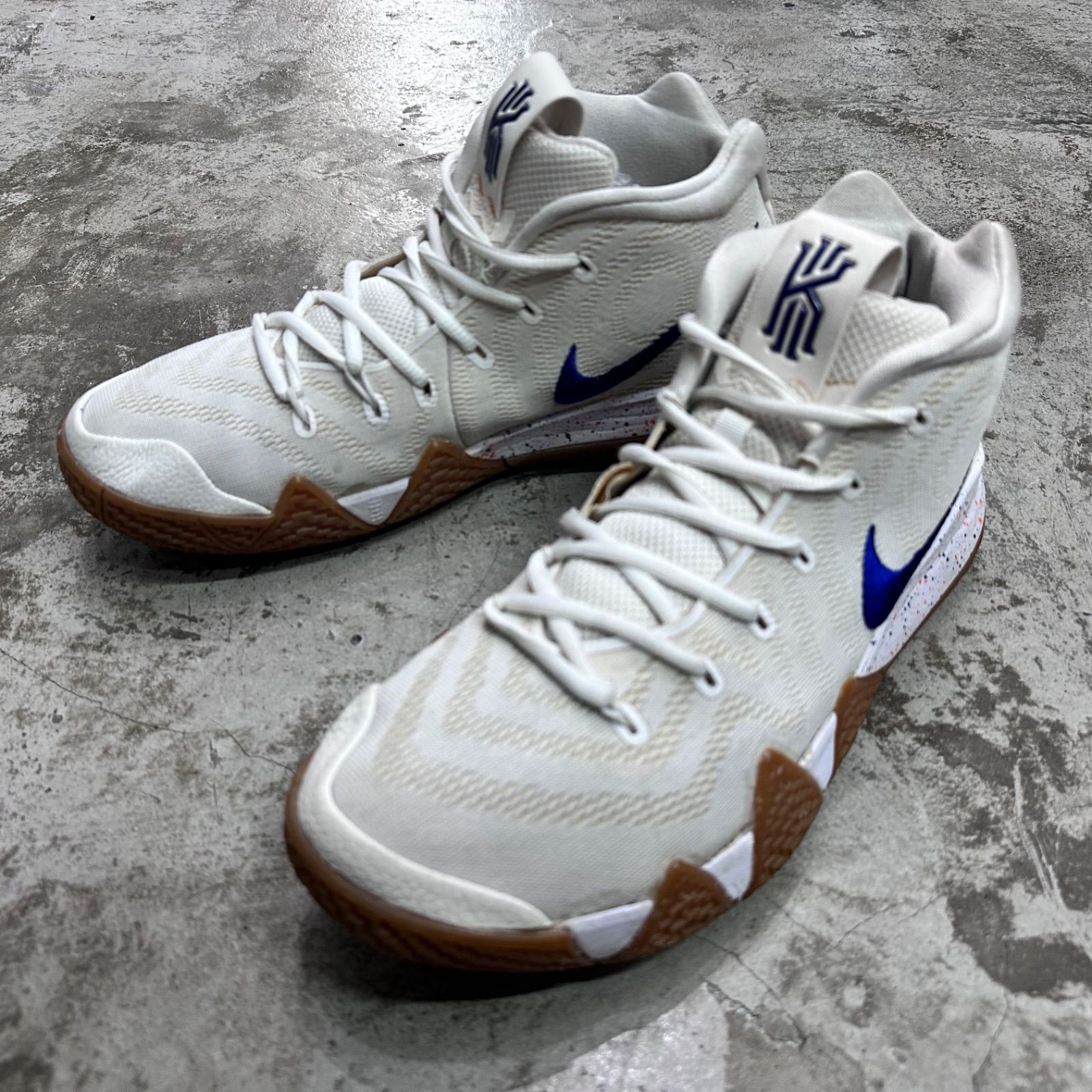 NIKE KYRIE 4 Uncle Drew カイリー アンクル ドリュー
