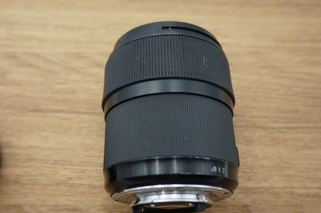 初回限定】 新品、未使用 9377 Fマウント用 シグマ SIGMA Art 35mm 1.4