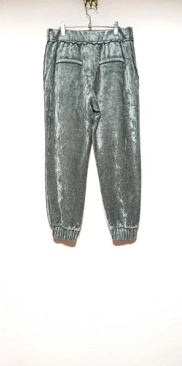 The HANDSOME OBZEE オブジェ ベロア ジョガー パンツ 55