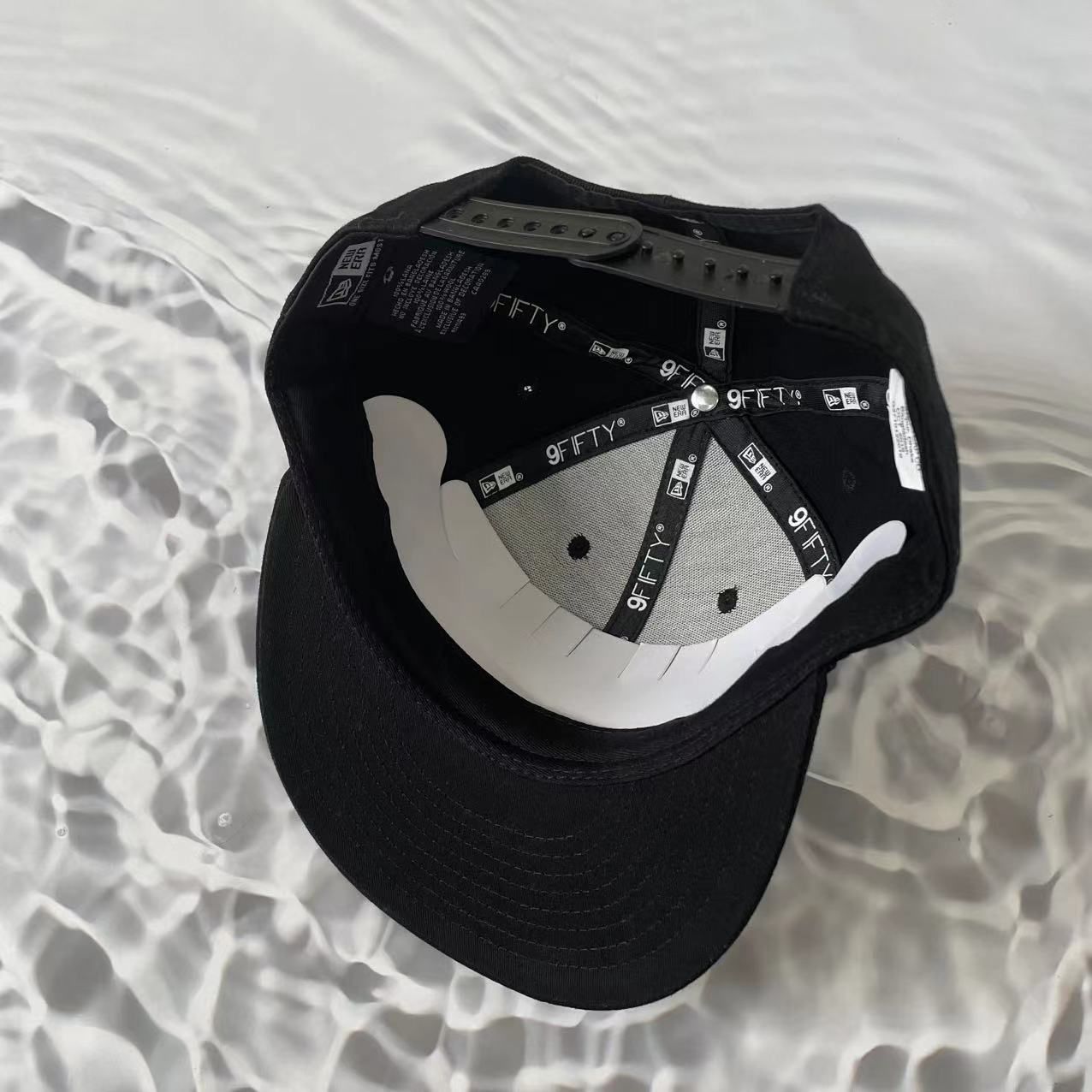 エガちゃんねる ブリーフ団 キャップ ニューエラ 帽子 NEWERAコラボ ブCAP – エガちゃんねるSHOP