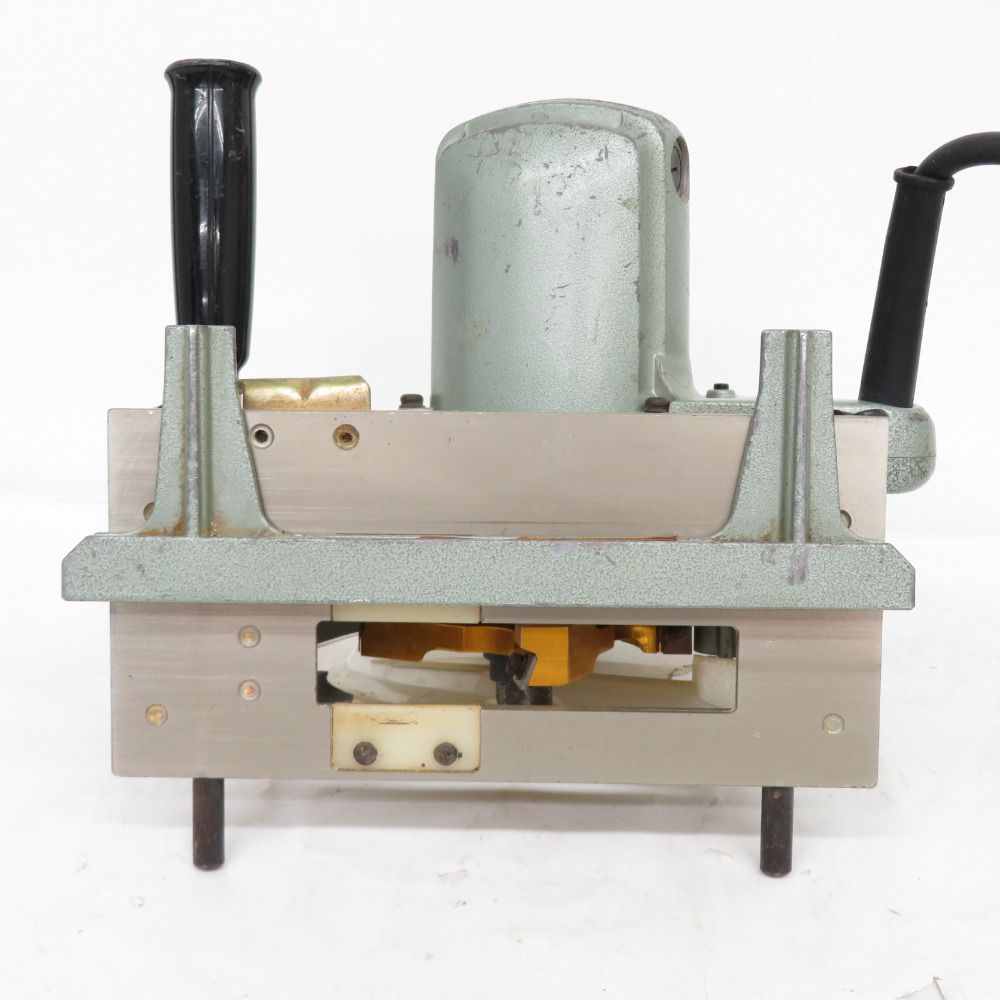 makita マキタ 100V 小型ミゾキリ 切削幅最大21mm 替刃式三面仕上